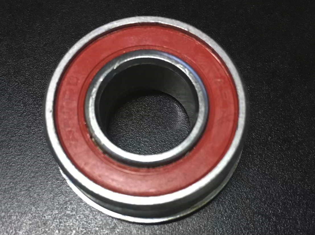 BEARING RED